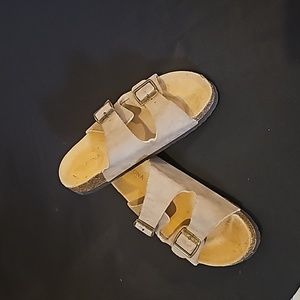 Arizona Jean company sandals size 7